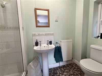 En-Suite Shower